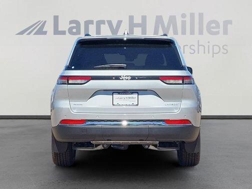 2025 Jeep Grand Cherokee Laredo X