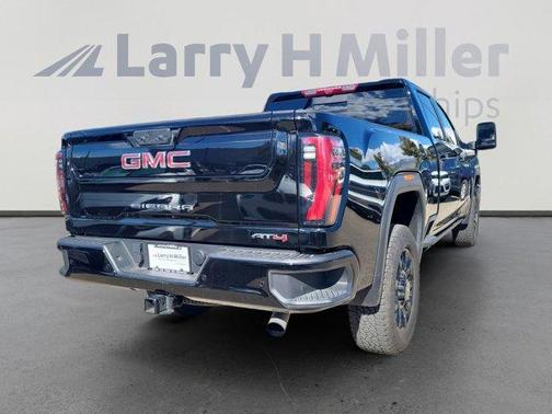 2025 GMC Sierra 2500 AT4