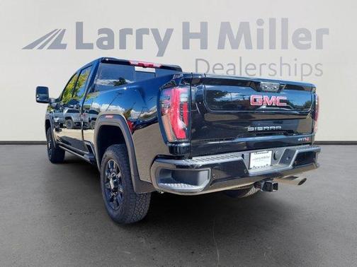 2025 GMC Sierra 2500 AT4
