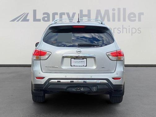 2014 Nissan Pathfinder SL