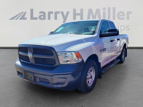 Bright White Clearcoat 2018 RAM 1500 ST