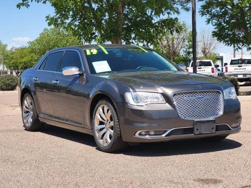 Granite Crystal Clearcoat Metallic 2019 Chrysler 300 Limited