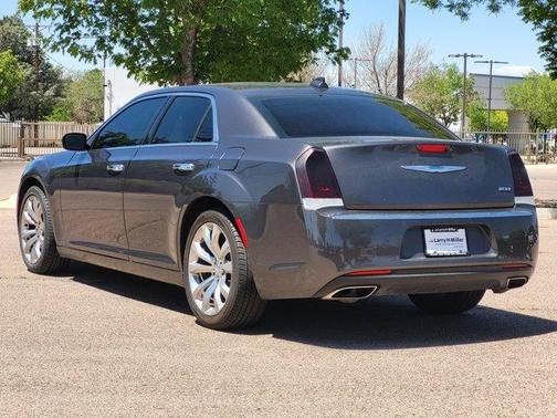 Granite Crystal Clearcoat Metallic 2019 Chrysler 300 Limited
