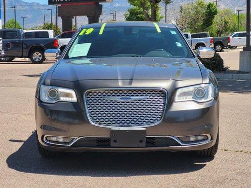 Granite Crystal Clearcoat Metallic 2019 Chrysler 300 Limited