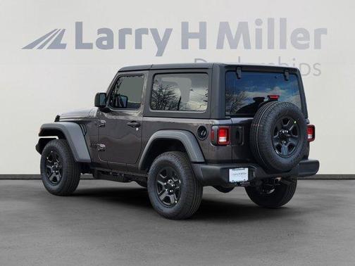 Granite Crystal Clearcoat Metallic 2026 Jeep Wrangler Sport