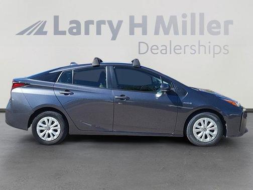 2022 Toyota Prius LE