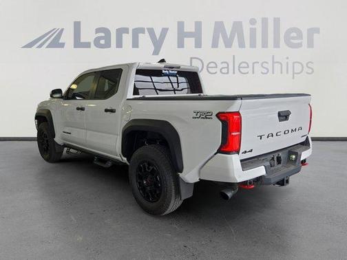 2024 Toyota Tacoma Hybrid TRD