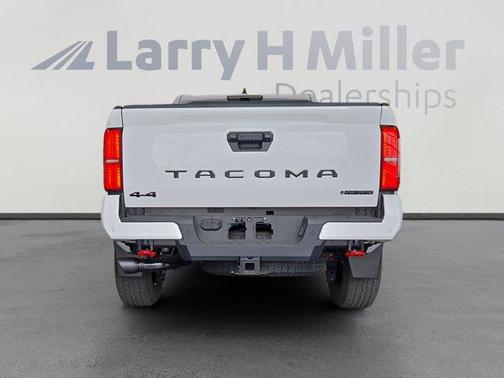 2024 Toyota Tacoma Hybrid TRD