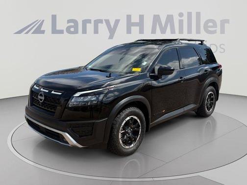 Black 2024 Nissan Pathfinder Rock Creek