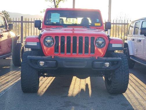 Firecracker Red Clearcoat 2020 Jeep Gladiator Rubicon