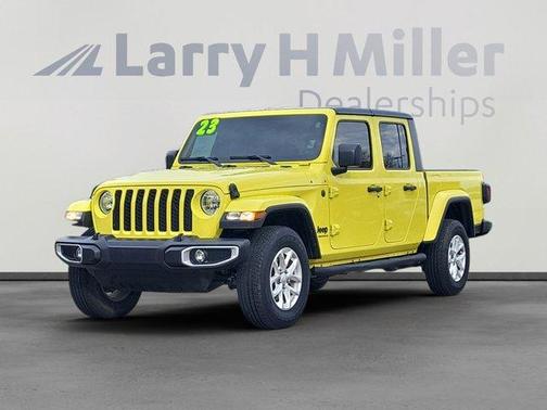 2023 Jeep Gladiator Sport