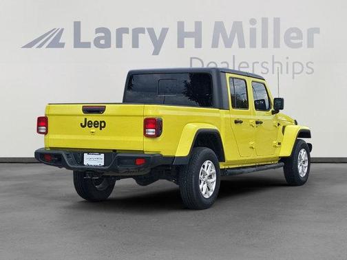 2023 Jeep Gladiator Sport