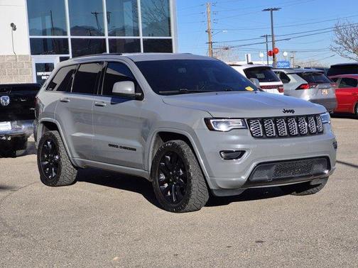 2020 Jeep Grand Cherokee Altitude