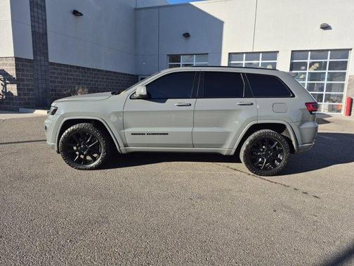 2020 Jeep Grand Cherokee Altitude