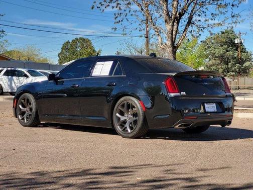 2022 Chrysler 300 Touring