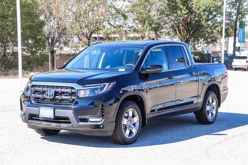 Crystal Black Pearl 2026 Honda Ridgeline RTL