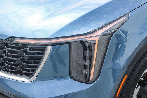 Mineral Blue 2025 Kia Sorento Hybrid EX