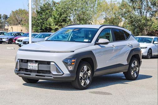 Cyber Gray Metallic 2024 Hyundai KONA SEL