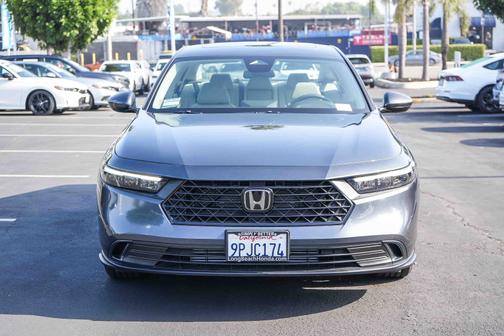 Meteorite Gray Metallic 2024 Honda Accord