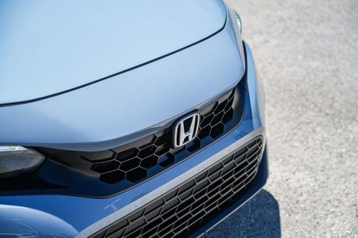 Sonic Gray Pearl 2024 Honda Civic