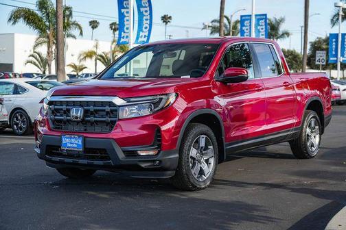 Radiant Red Metallic II 2026 Honda Ridgeline RTL
