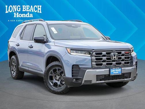Sonic Gray Pearl 2026 Honda Pilot TrailSport