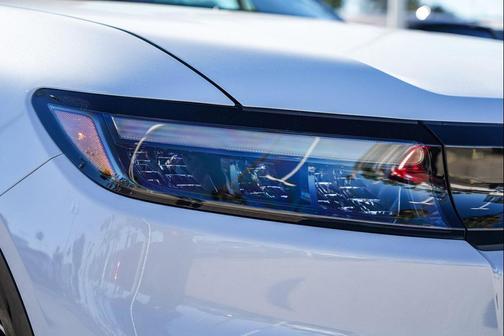 Frostline White Pearl 2026 Honda Prologue Touring