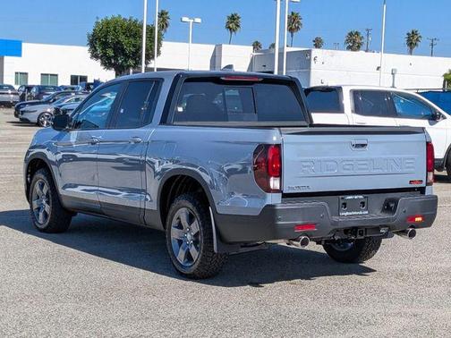 Sonic Gray Pearl 2026 Honda Ridgeline TrailSport