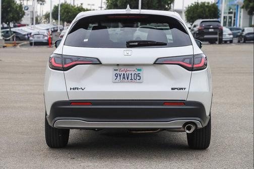 Platinum White Pearl 2026 Honda HR-V 2WD Sport