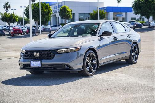 Urban Gray Pearl 2026 Honda Accord SE