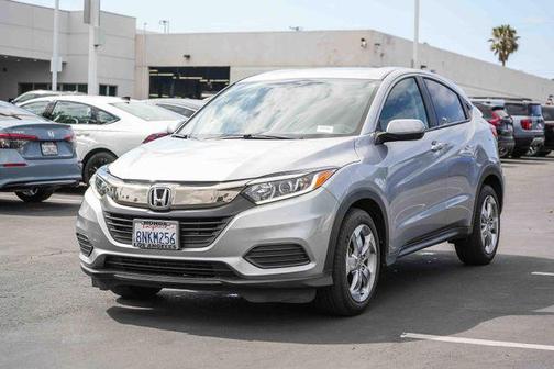 Lunar Silver Metallic 2019 Honda HR-V LX