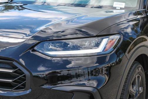 Crystal Black Pearl 2024 Honda HR-V Sport