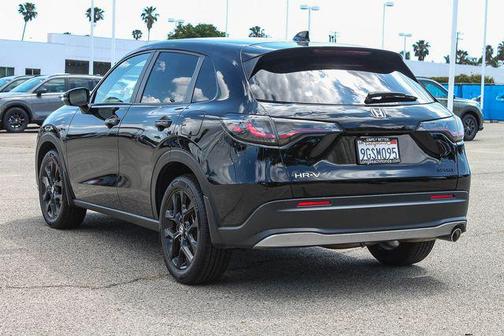 Crystal Black Pearl 2024 Honda HR-V Sport