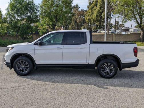 Platinum White Pearl 2026 Honda Ridgeline Sport