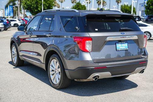 Carbonized Gray Metallic 2023 Ford Explorer Limited