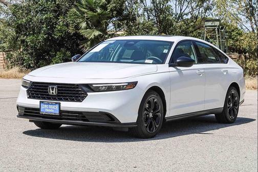 Platinum White Pearl 2025 Honda Accord SE