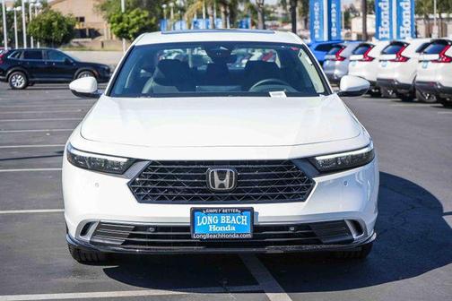 Platinum White Pearl 2026 Honda Accord Hybrid Touring