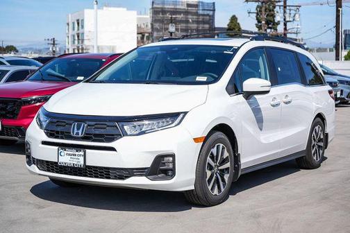 Platinum White Pearl 2026 Honda Odyssey EX-L