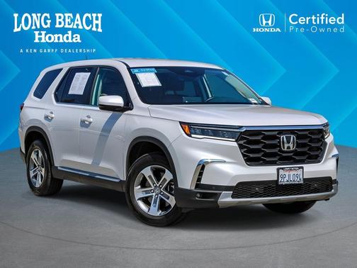 Platinum White Pearl 2025 Honda Pilot