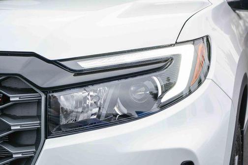 Platinum White Pearl 2026 Honda Ridgeline TrailSport