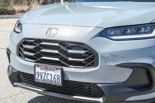 Urban Gray Pearl 2026 Honda HR-V 2WD Sport