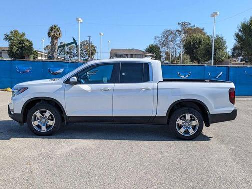 Platinum White Pearl 2026 Honda Ridgeline RTL