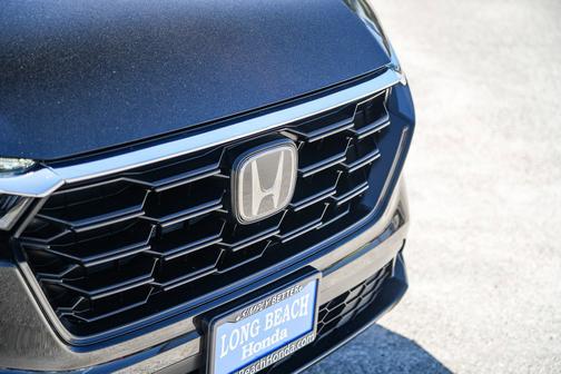 Crystal Black Pearl 2025 Honda CR-V