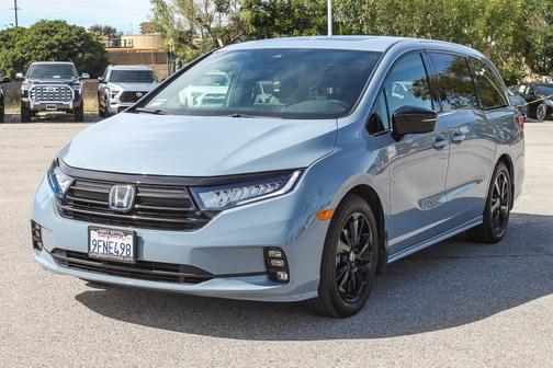 2023 Honda Odyssey 
