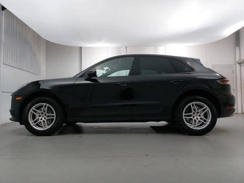 2021 Porsche Macan 