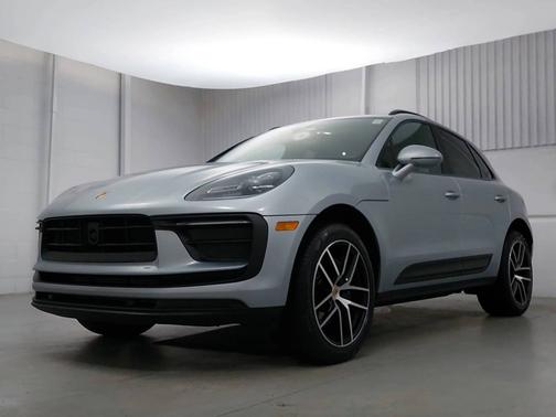 2025 Porsche Macan 