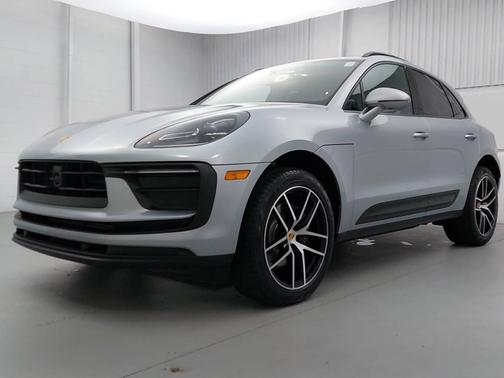 2025 Porsche Macan 
