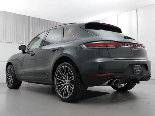 2021 Porsche Macan 