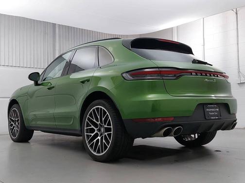 2021 Porsche Macan 