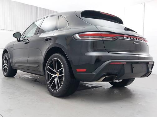 2024 Porsche Macan 